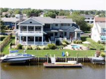Monmouth Beach Estate and Dock